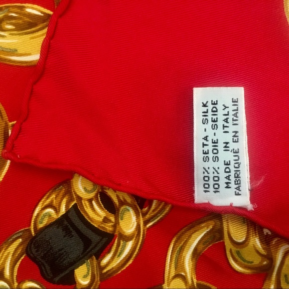 2 CHANEL SILK SCARVES - Picture 13 of 13